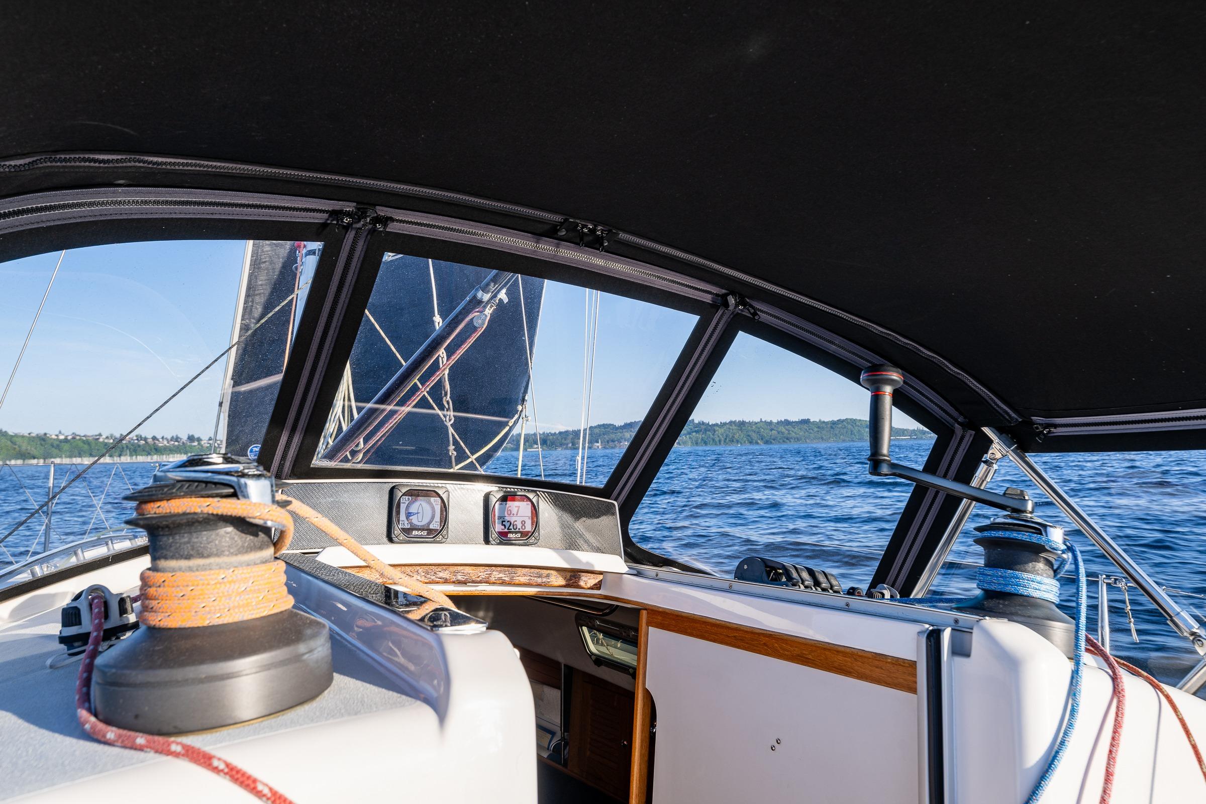 Cockpit view of 2007 J Boats J/124 sailing on open water.