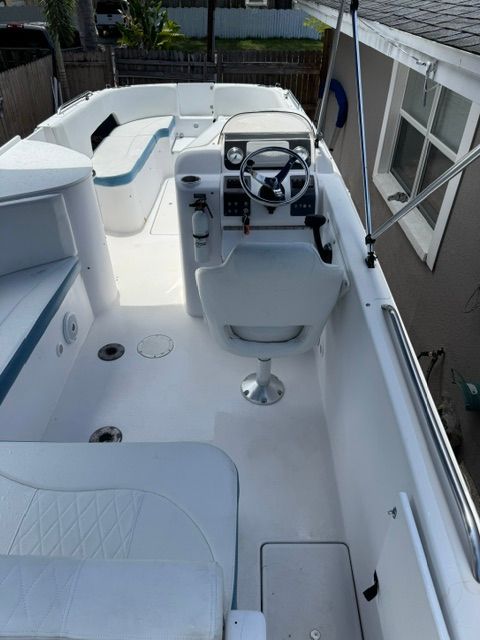 1998 Donzi 23 SPORT DECK - 10