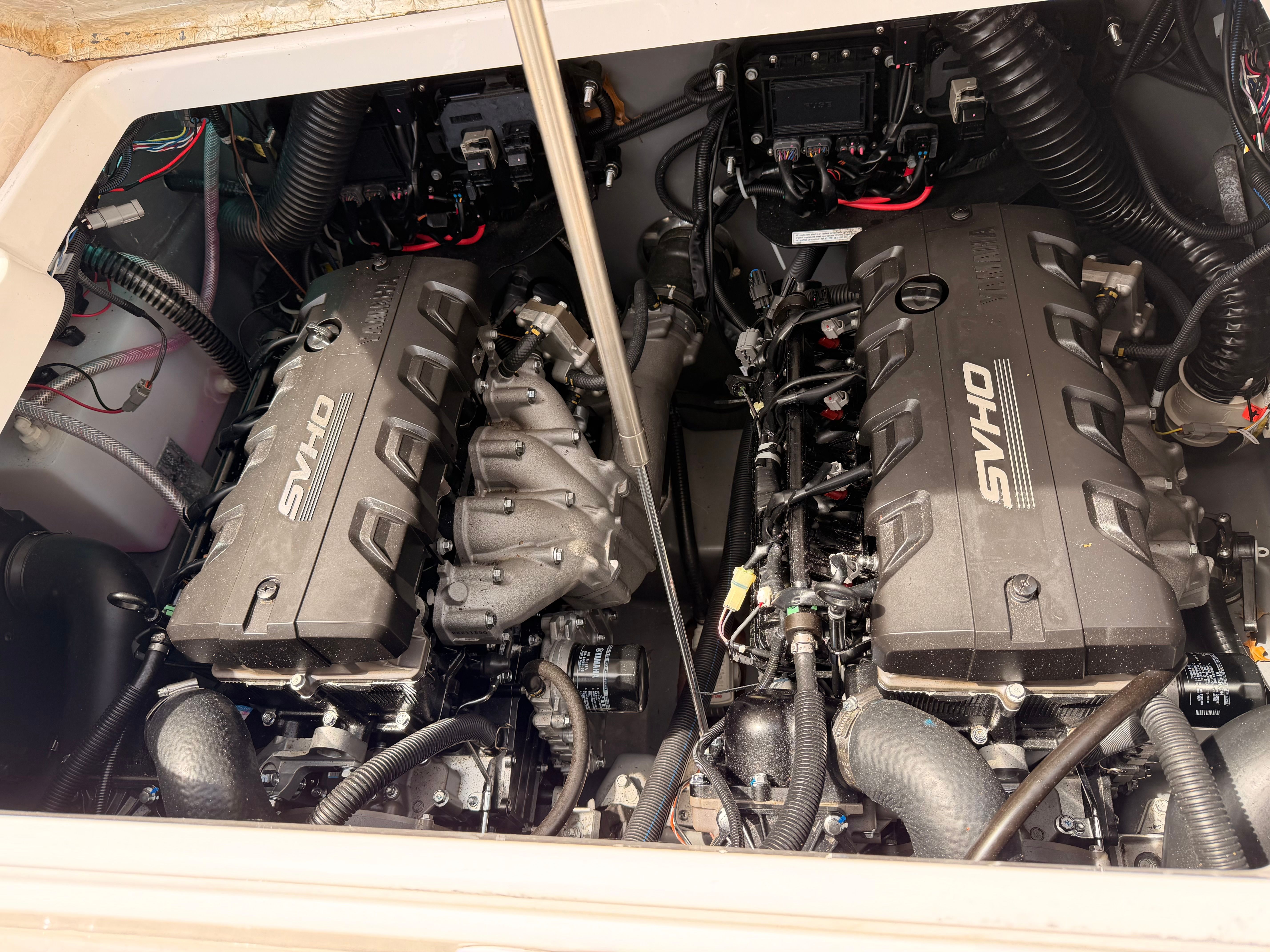 2022 Yamaha Boats 255 FSH Sport E - 18