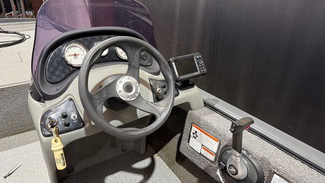2018 Tracker Pro 170 W/ Mercury 50 - 13