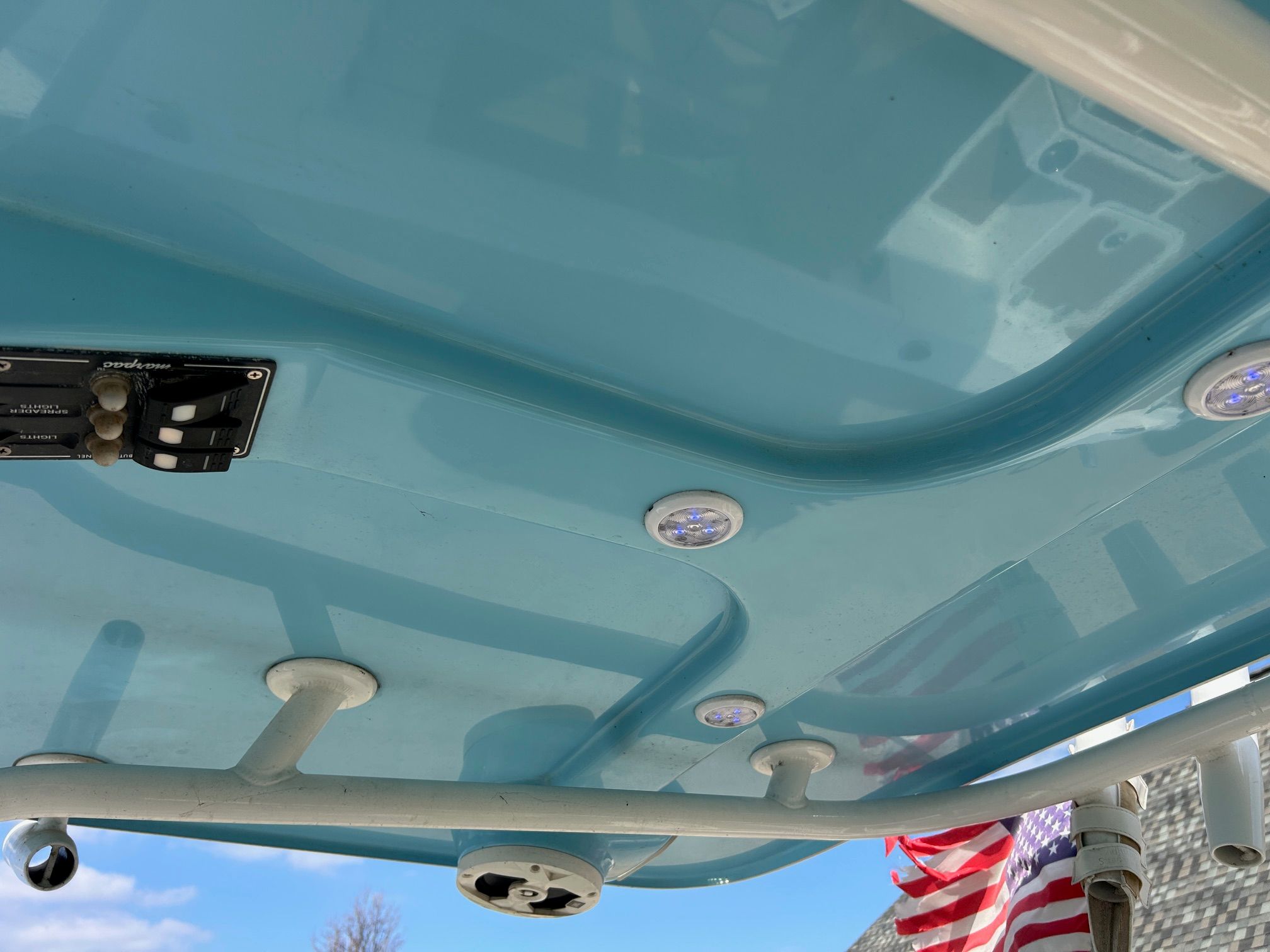 2019 NauticStar 251 Hybrid - 24
