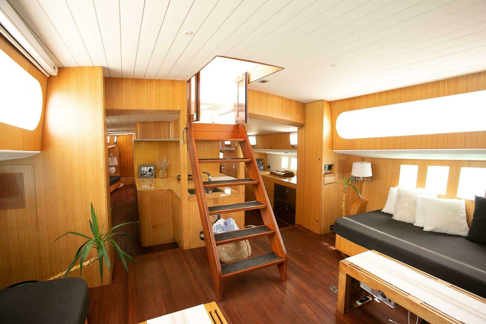 1966 Burger Beach House Ketch - Image 17
