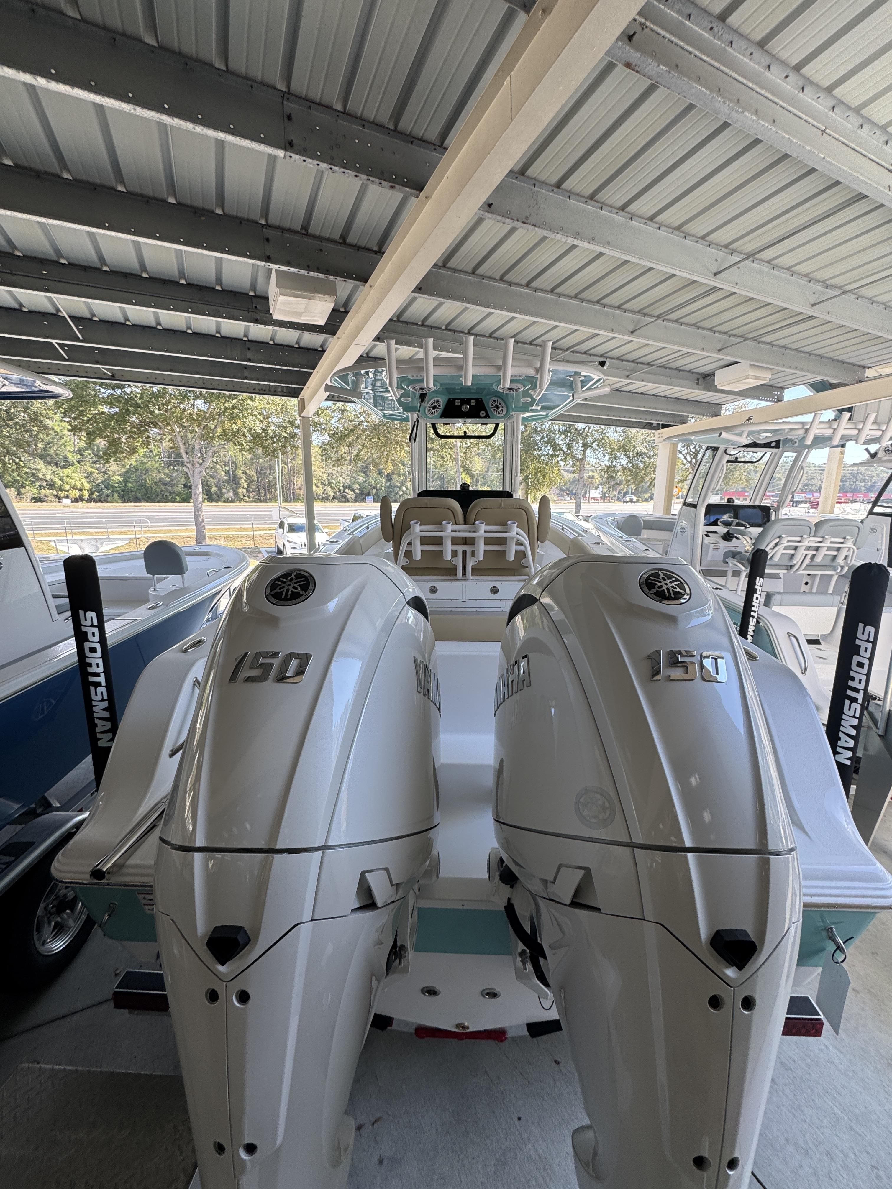 2026 Sportsman Open 252 Center Console - 2
