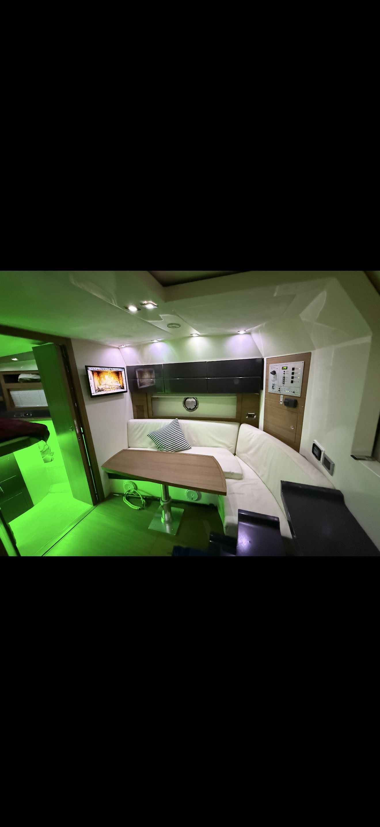 2014 Azimut Atlantis 38 - 14