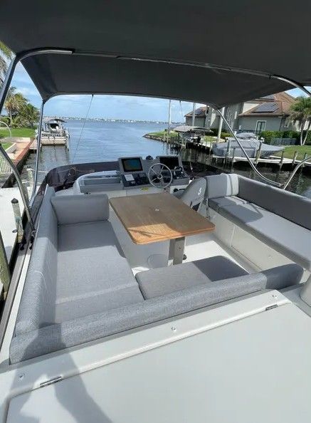 2021 Beneteau Swift Trawler 41 Fly - 18