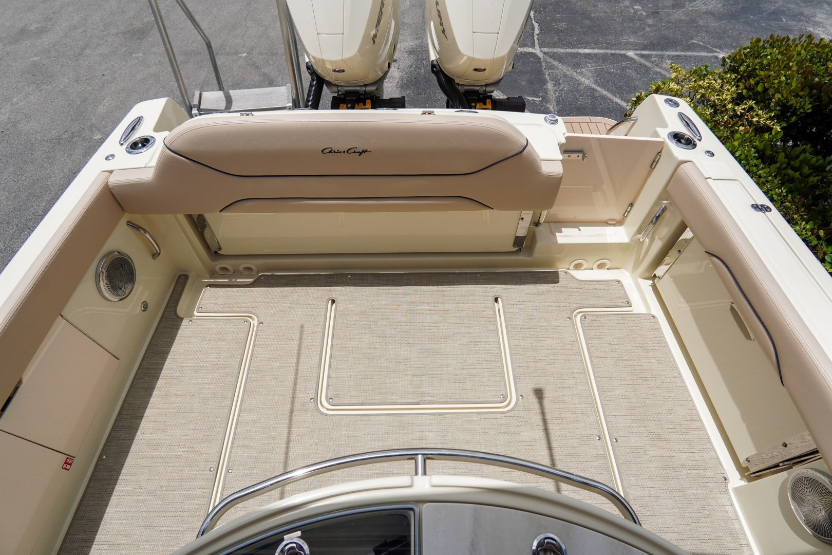 2026 Chris-Craft Catalina - Image 16