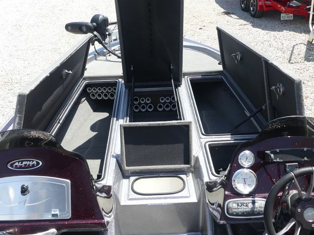 2017 Legend Alpha 211R - 32