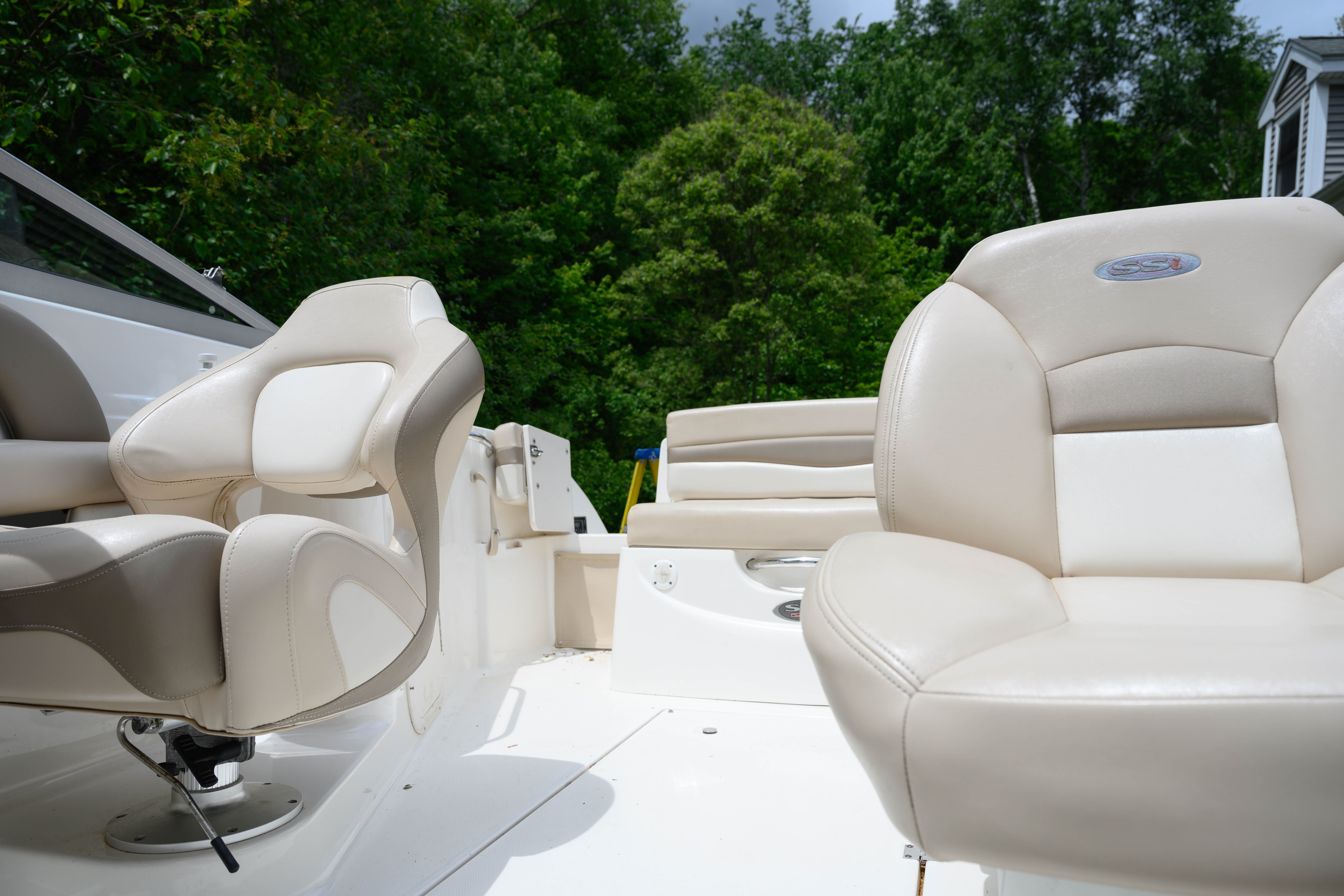 2011 Chaparral 215 SSi - 17