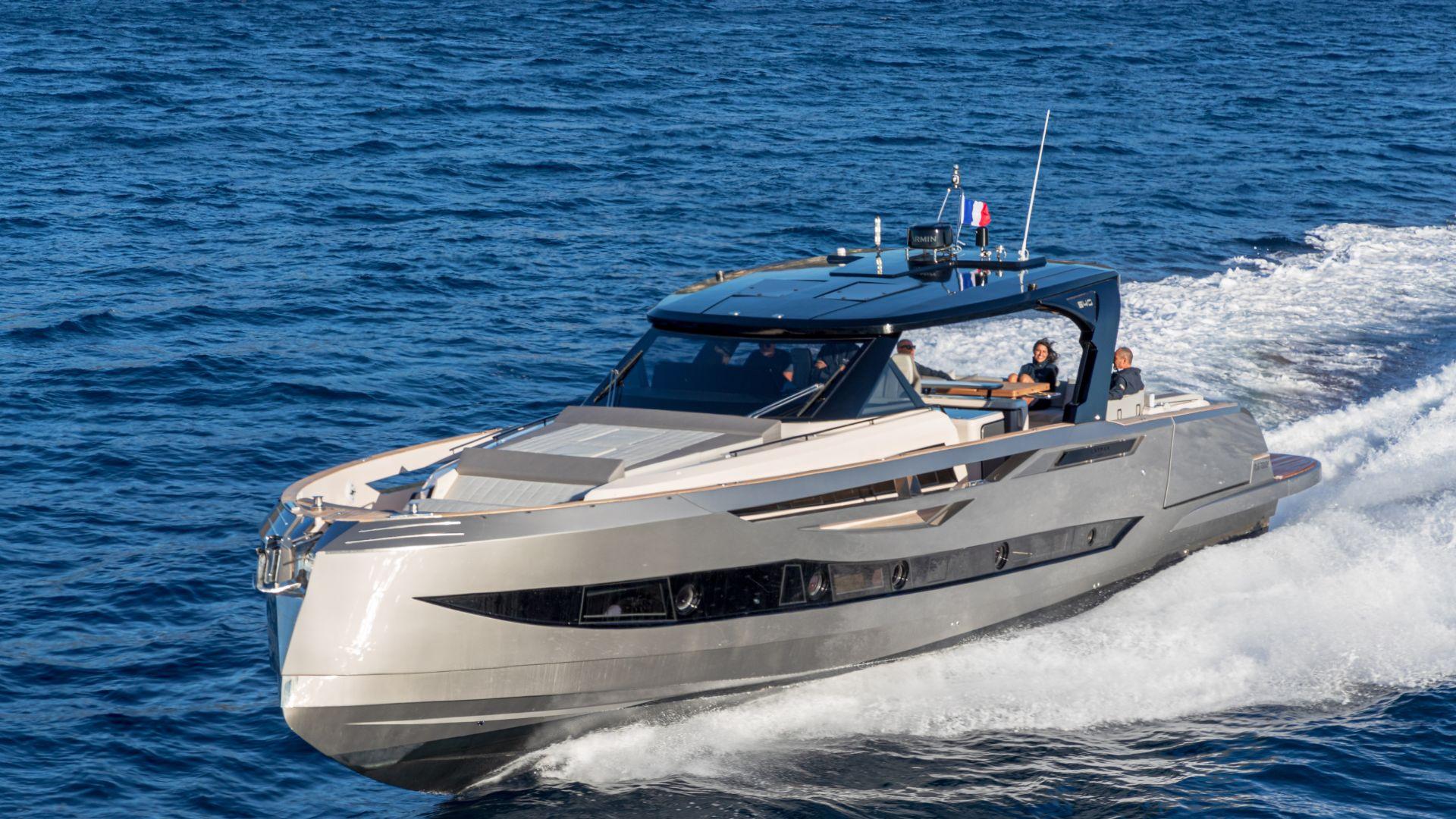 2024 Cayman Yachts 540 wa