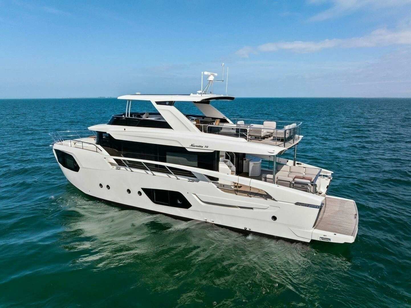 2026 Absolute 70 Navetta - Image 83