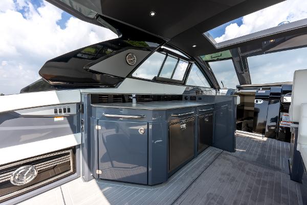 2023 Cruisers Yachts 42 GLS OB - 35