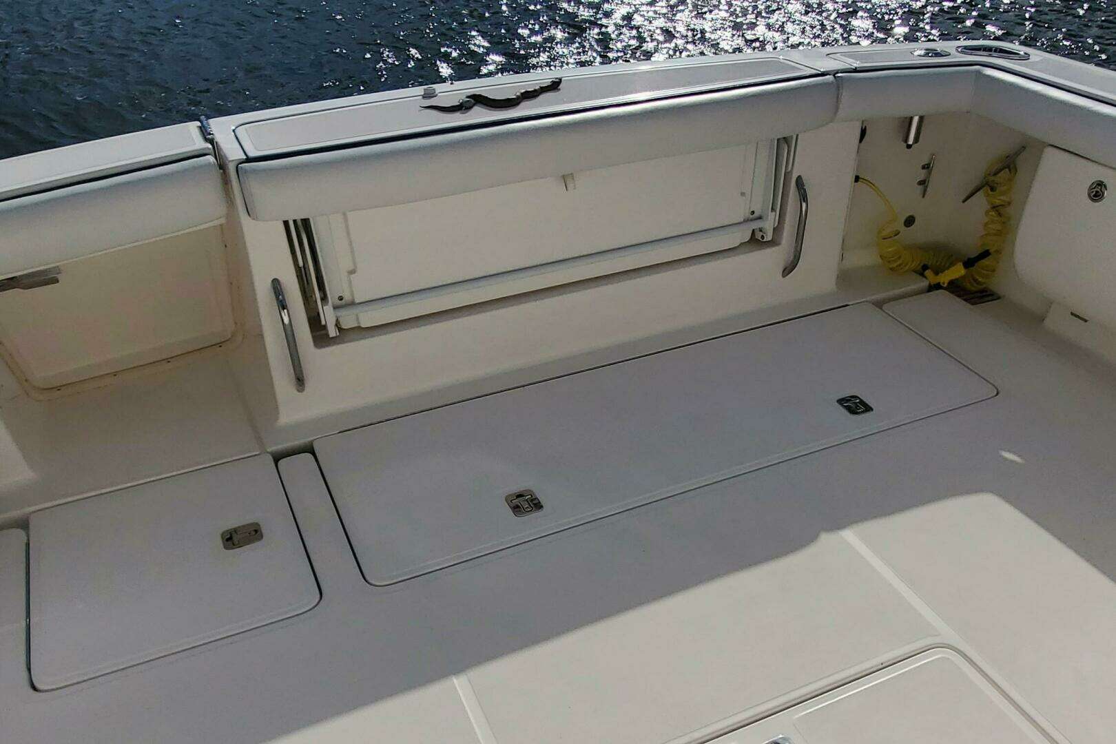 2006 Tiara Yachts 4200 Open - Image 11