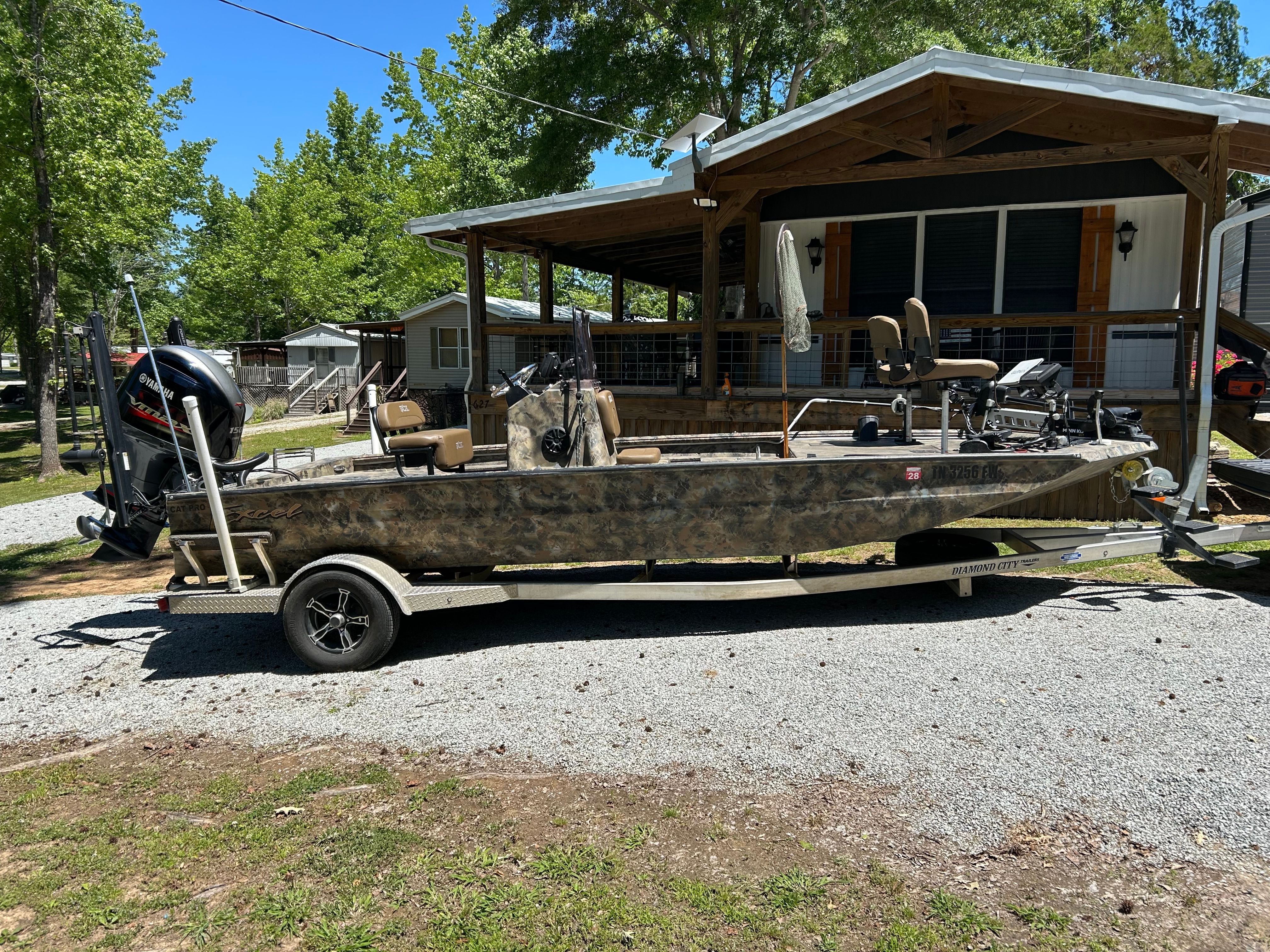 2021 Excel 21 Catfish Pro SC - 11