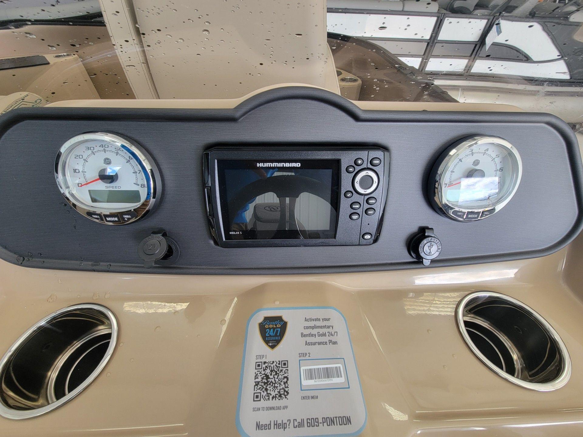 2025 Bentley Pontoons FISH 200 CW - 10