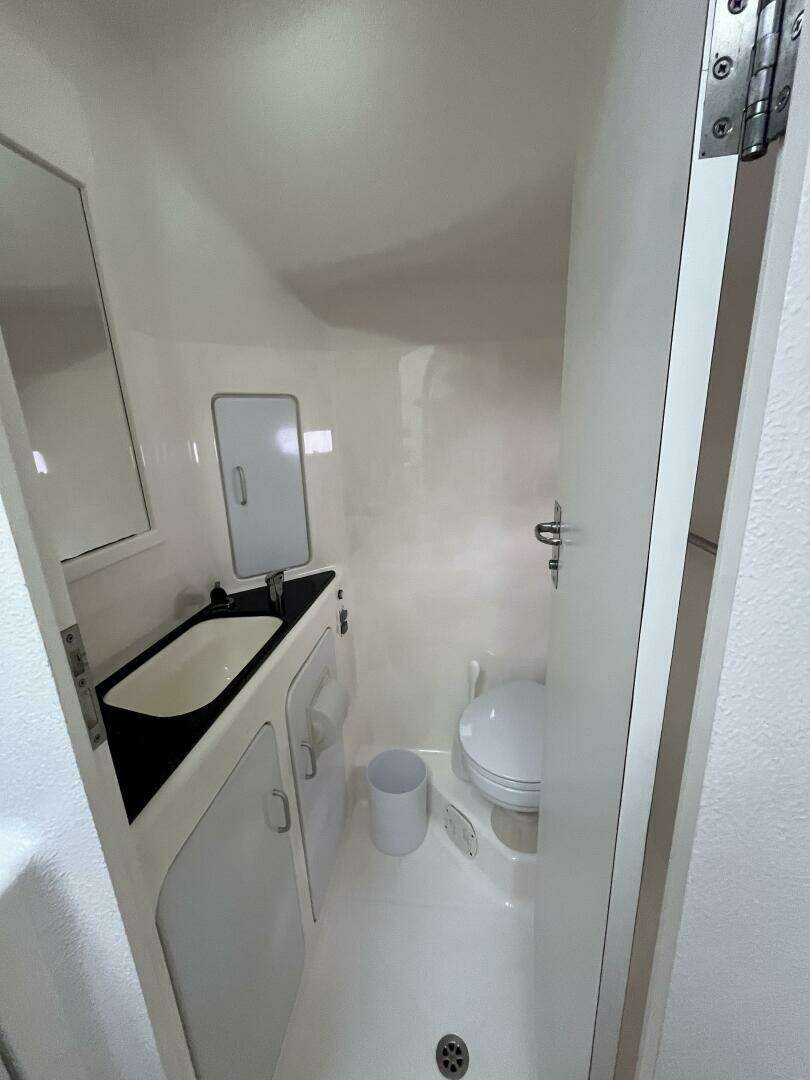 2013 Voyage Yachts 520 - Image 62