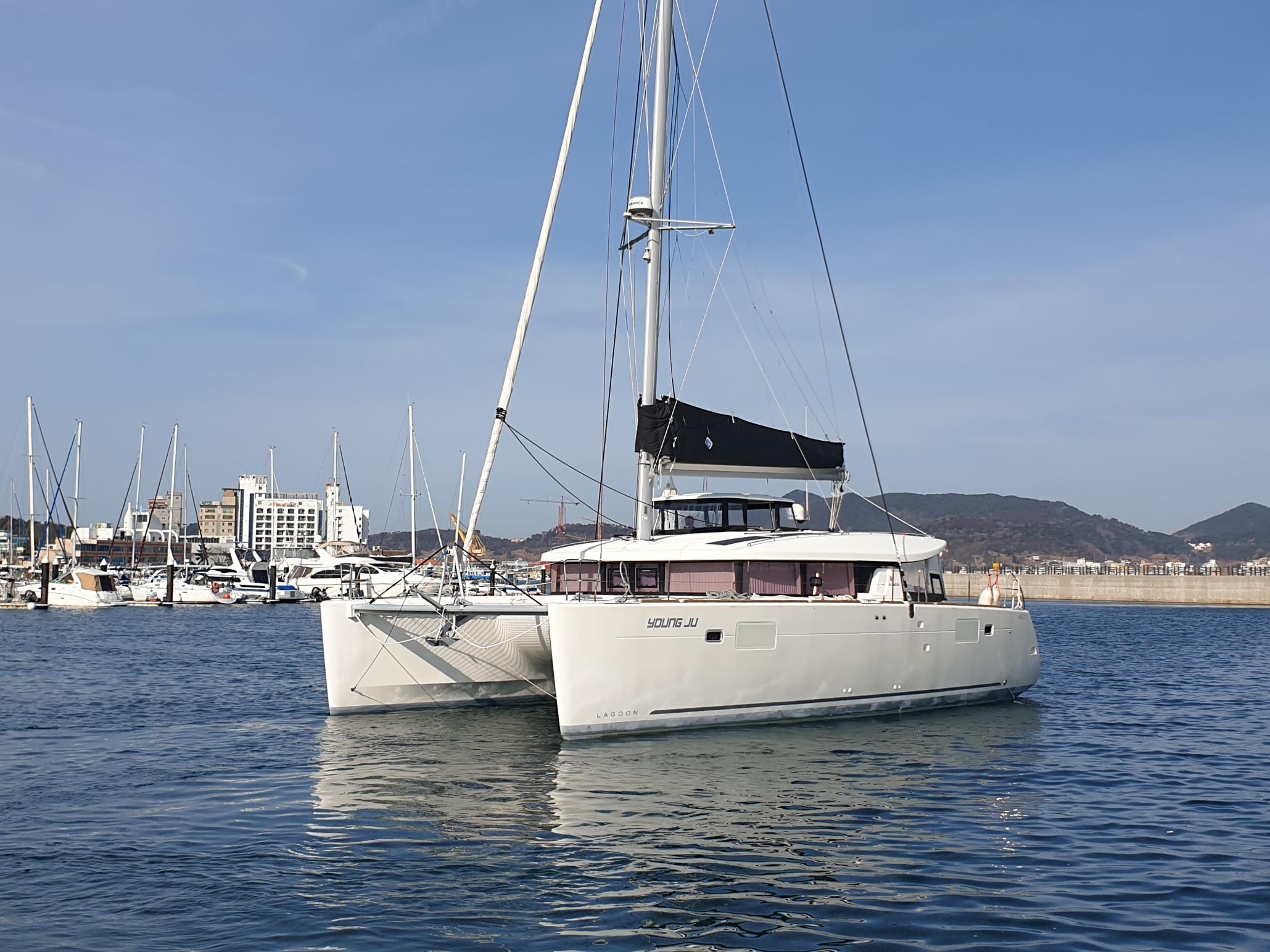 2019 Lagoon 450 S