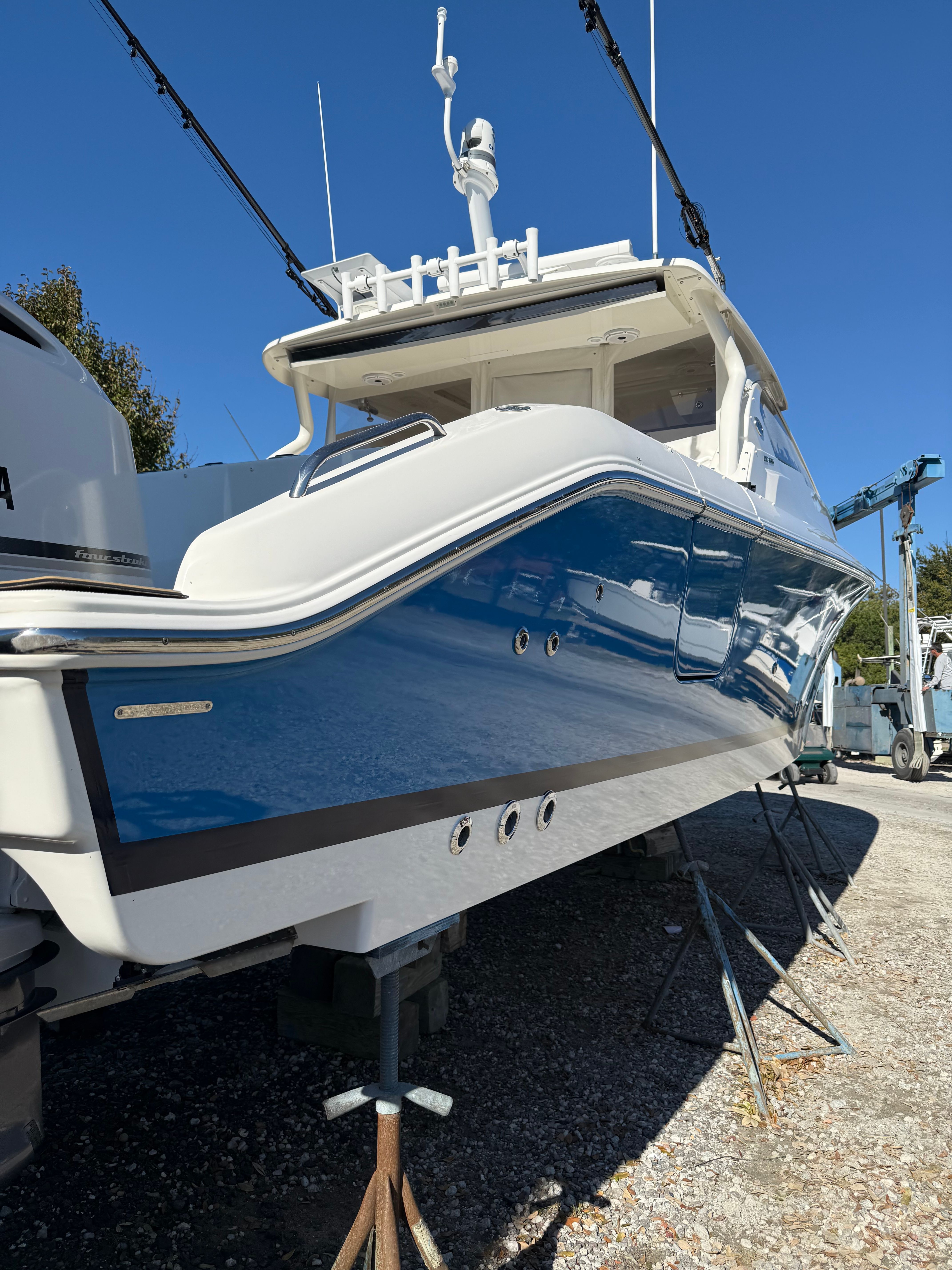 2020 Pursuit DC 365 Dual Console - 4