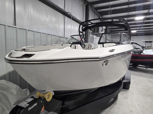 2026 Yamaha Boats 252S - 3