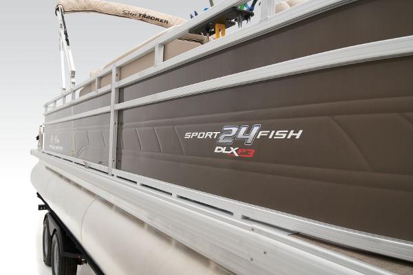2025 Sun Tracker Sportfish 24 XP3 - 20