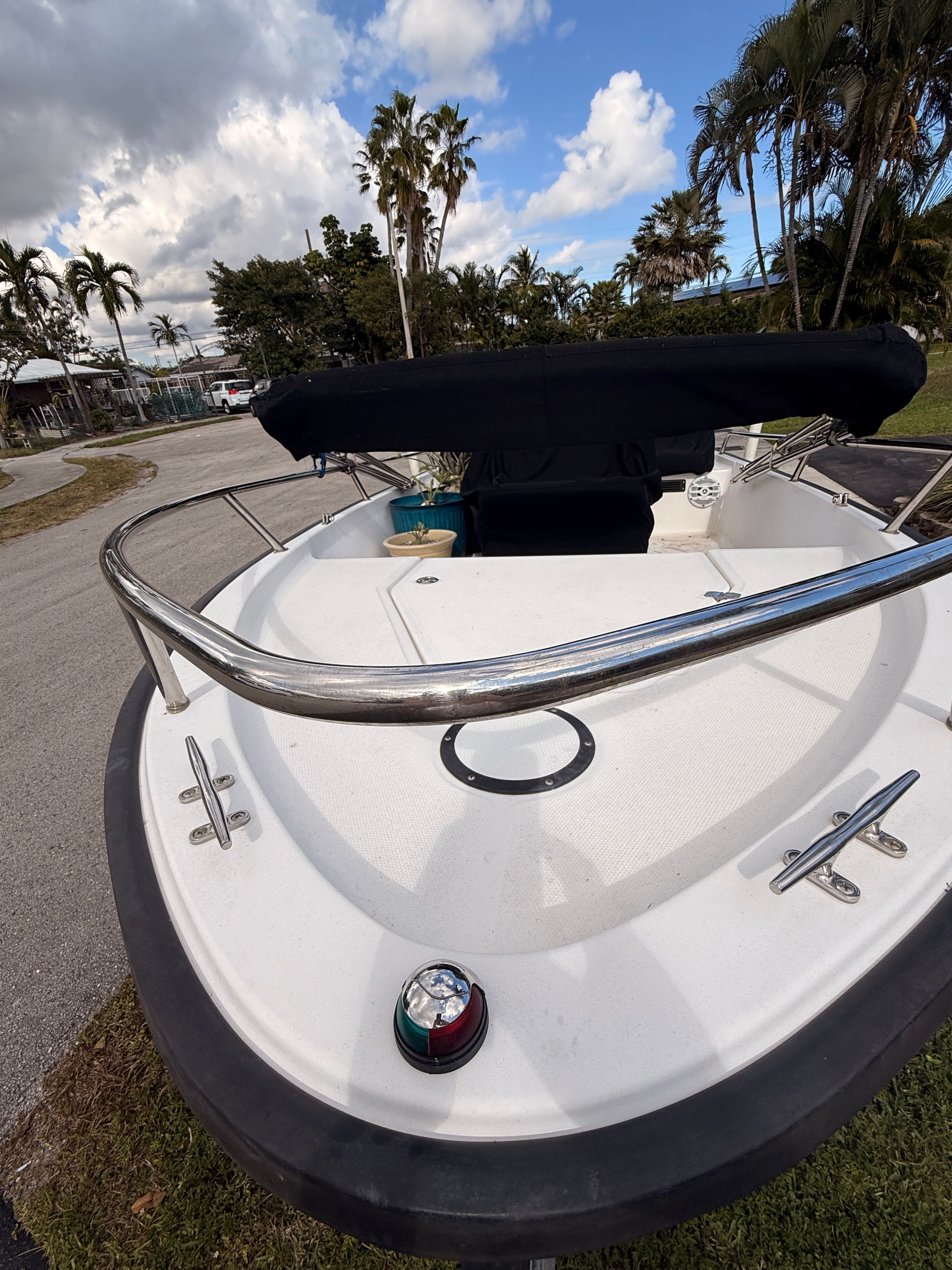 2003 Edgewater 145CC - 10