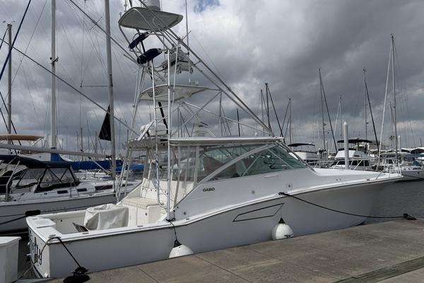 2000 Cabo 45 Express