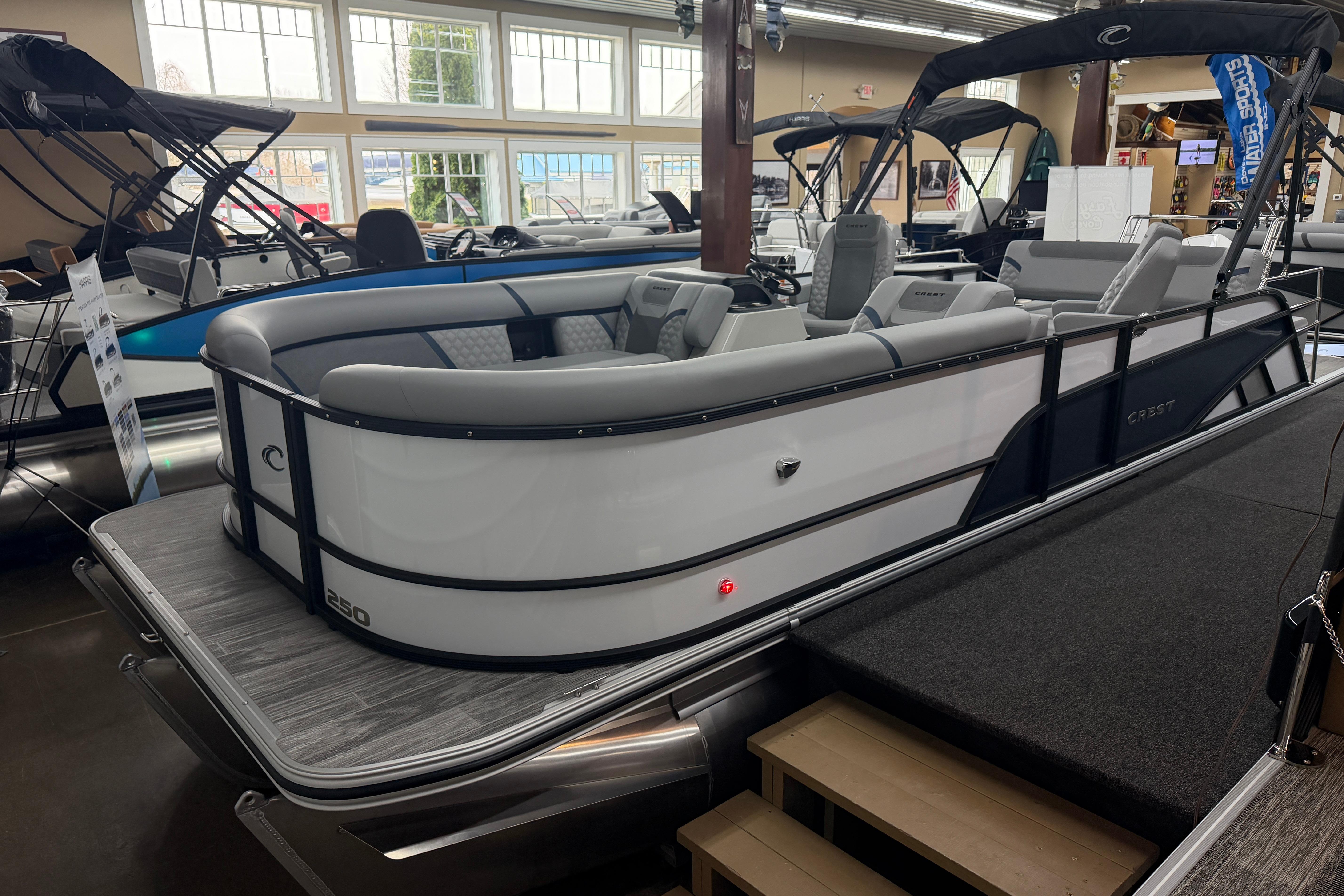 2026 Crest Conquest 250 SLSC