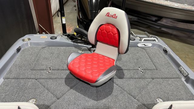 2026 Bass Cat Boats Cougar FTD W/ Mercury 250 - 10