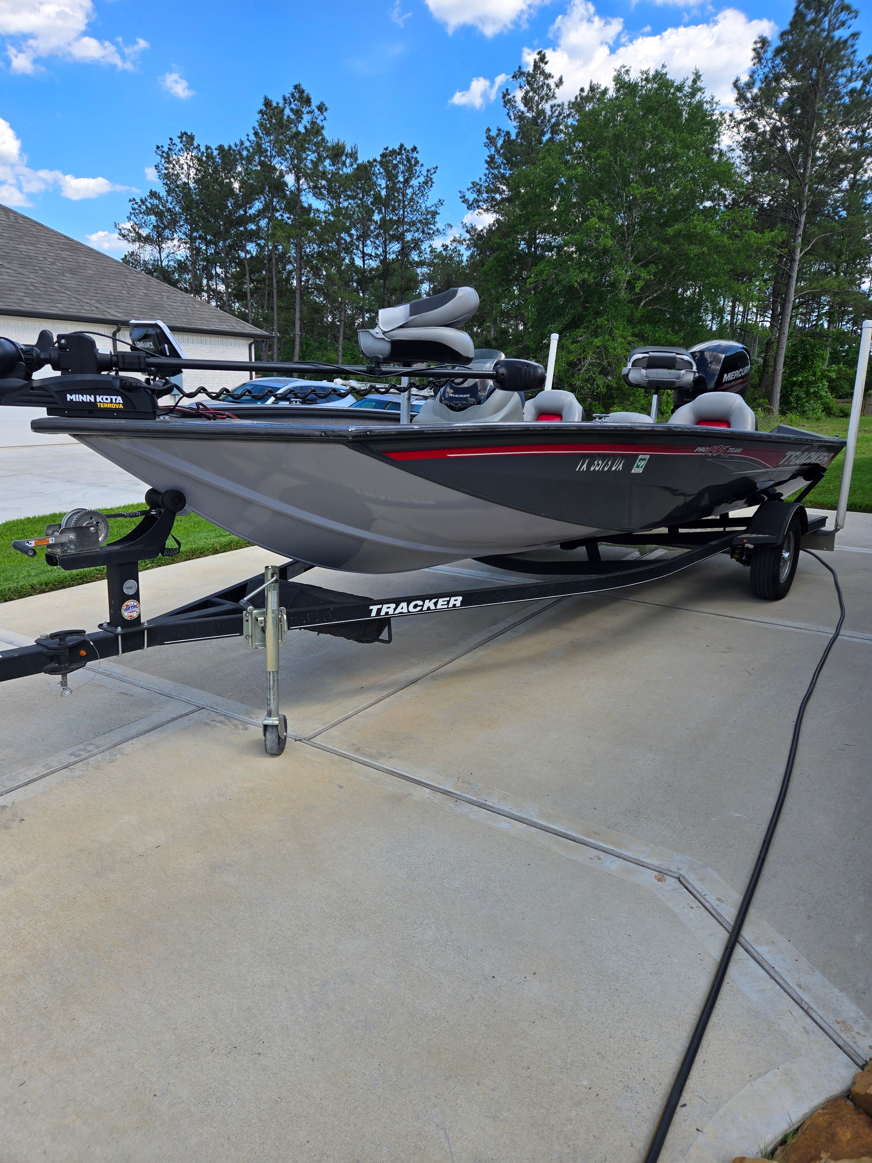 2017 Bass Tracker Pro 195 team - 9