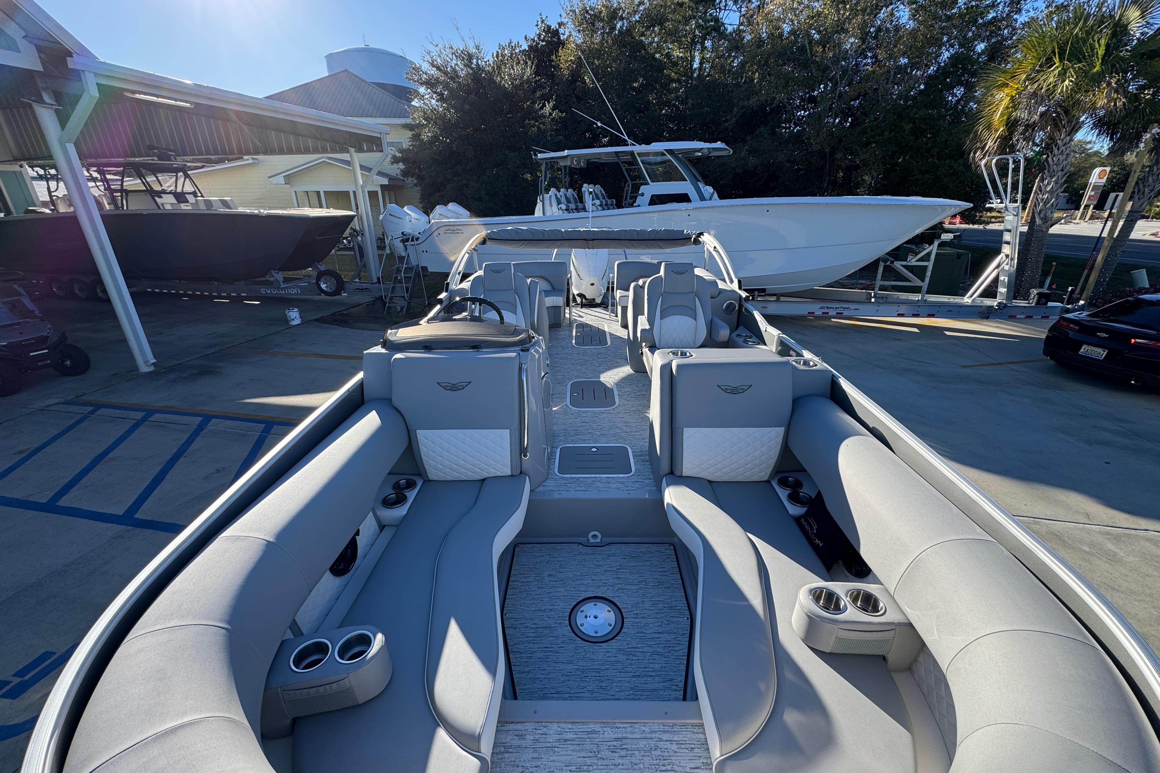 2026 Bennington 23 LTFB pontoon boat with luxurious seating and modern design.