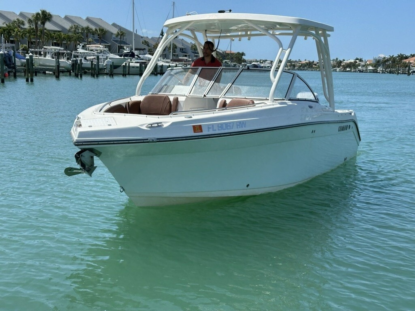 2019 Century 24 Resorter - Image 8
