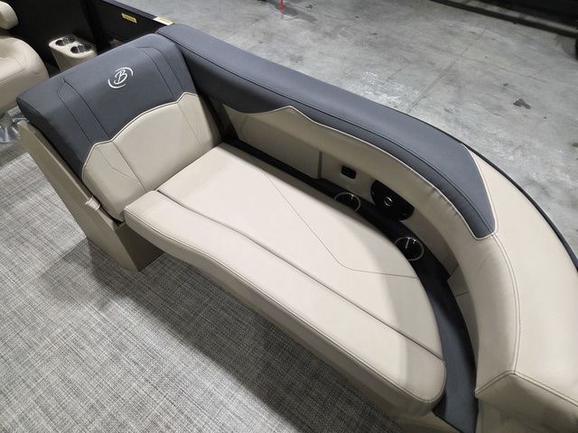 2027 BARLETTA BOATS Sanza 22 UC - 18