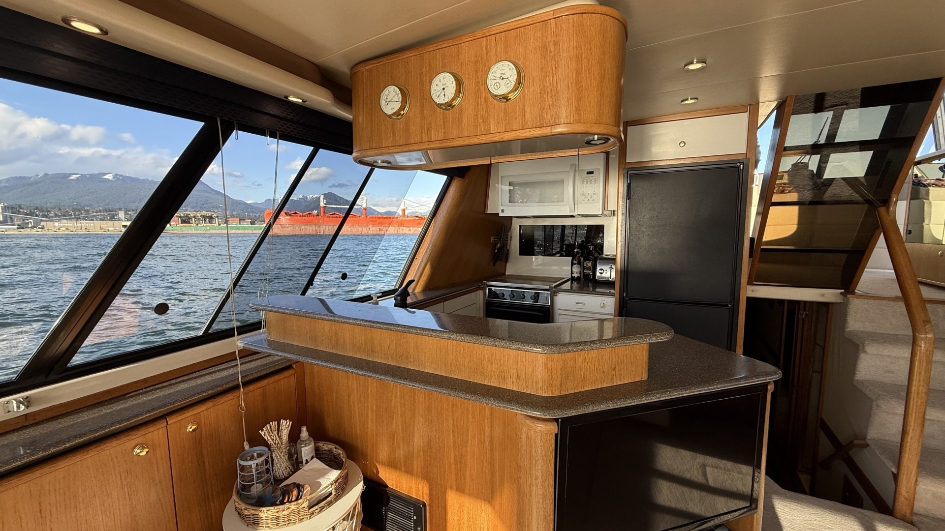 1998 Bayliner 4788 - Image 21
