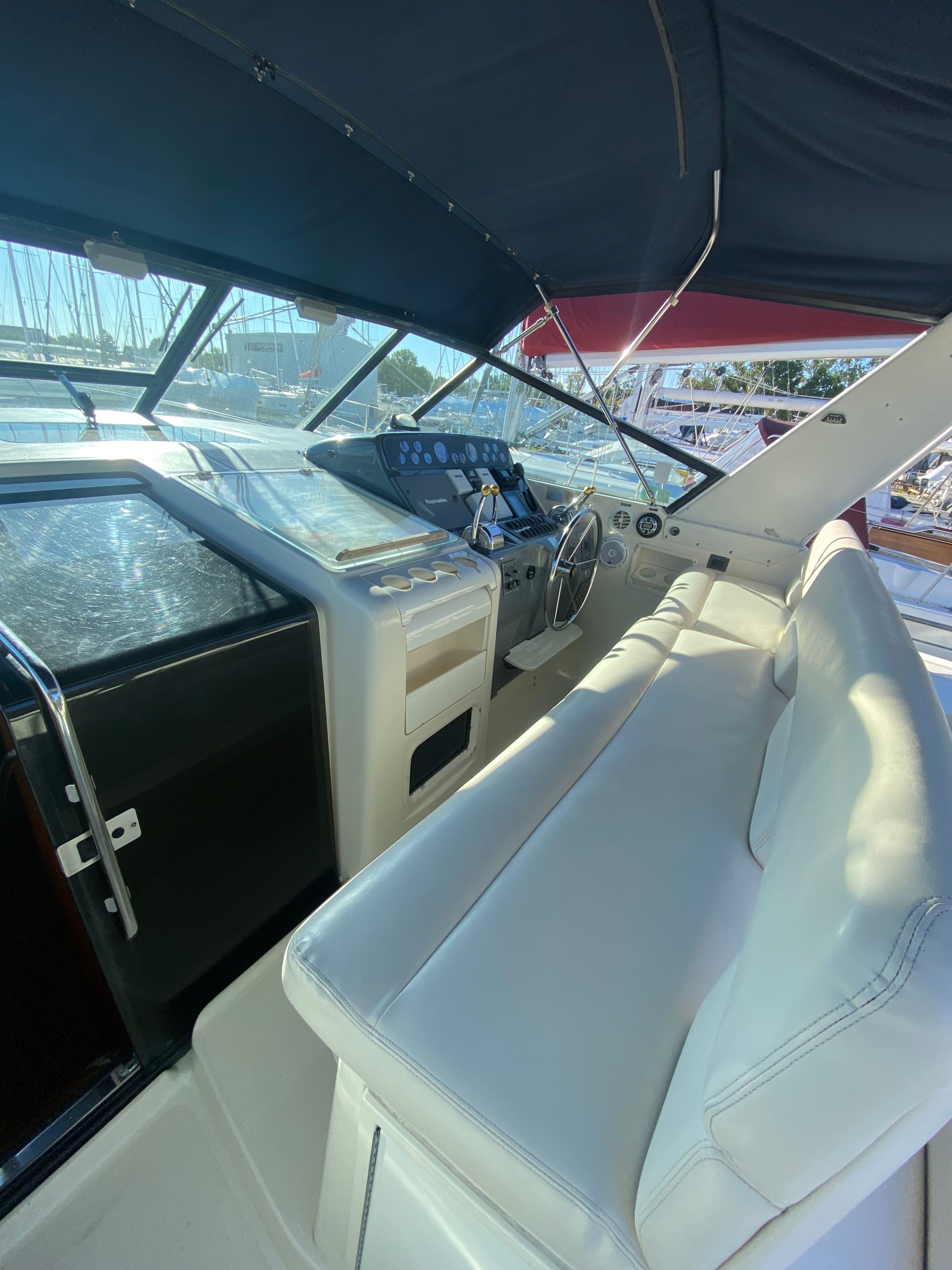 1996 Tiara Yachts 4000 Express - 14