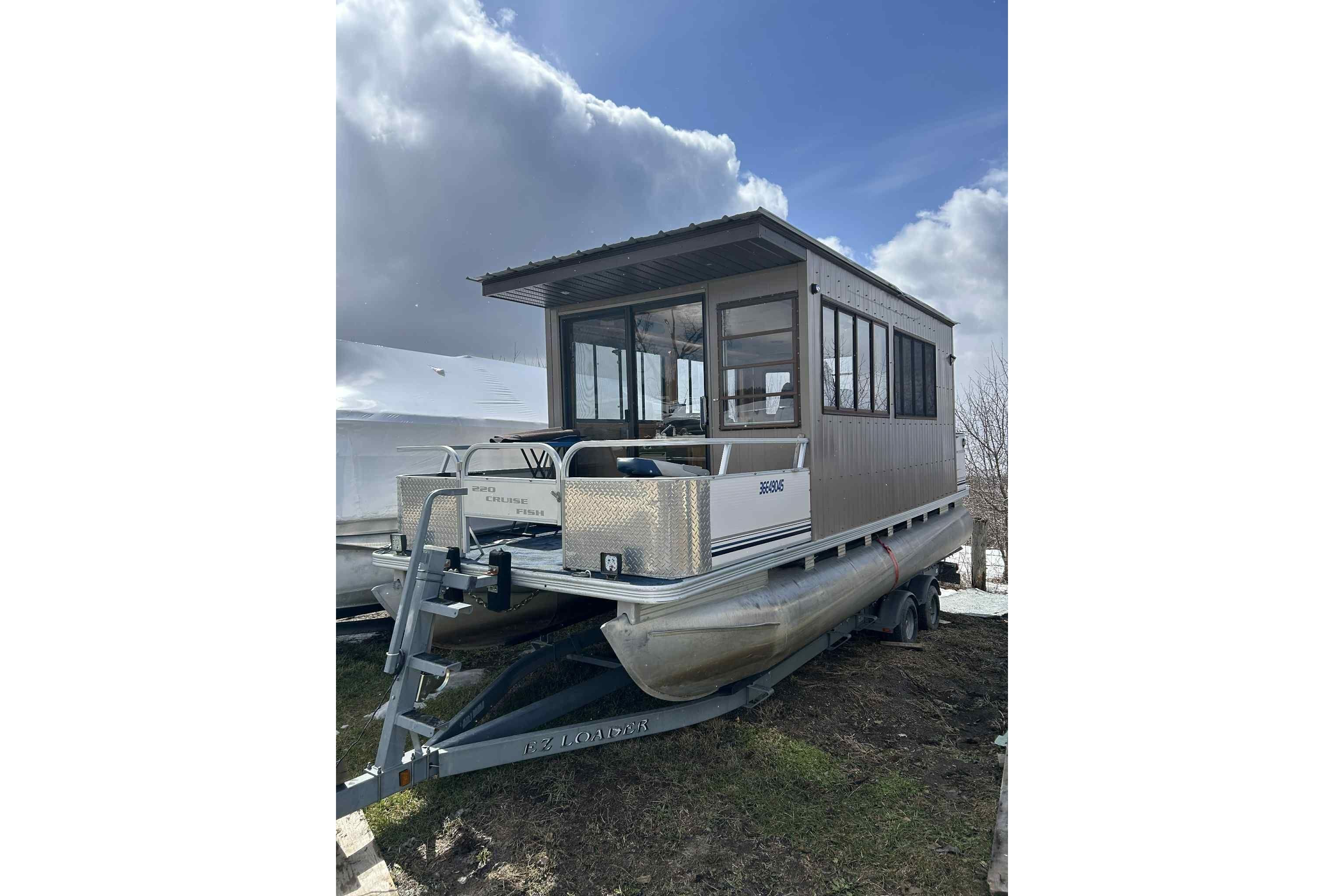 2019 Custom cruise fish 220
