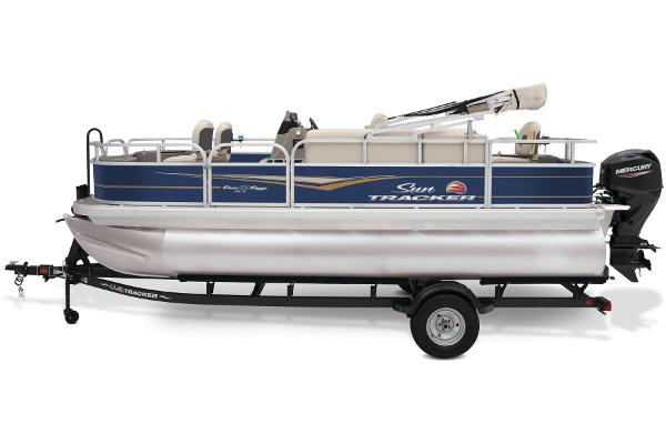 Manufacturer Provided Image: Bass Buggy 18 DLX Fishing Pontoon
