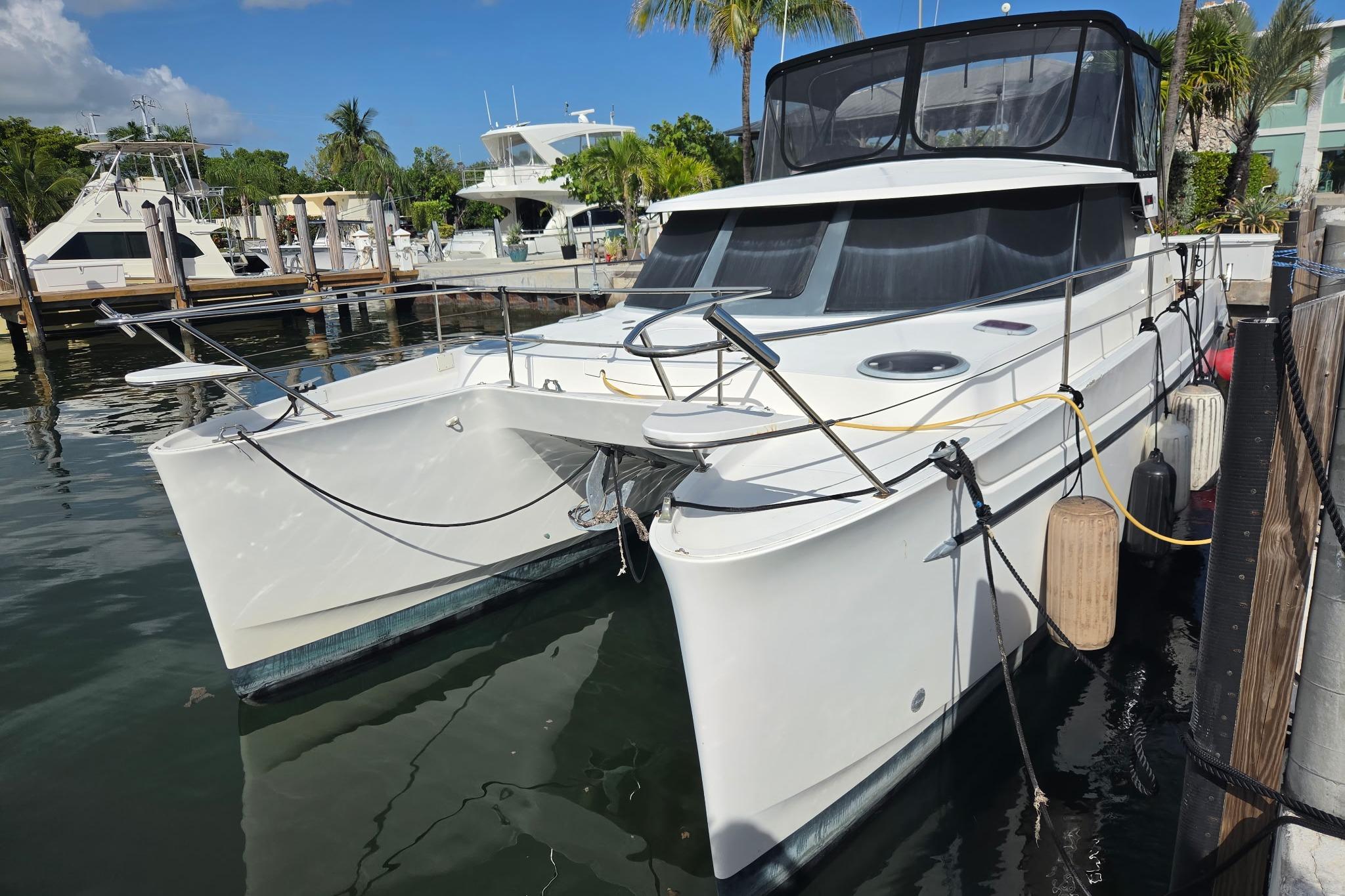 1999 Fountaine Pajot Greenland 34