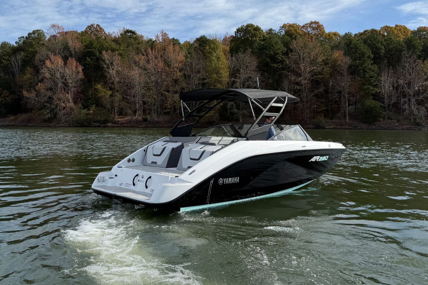 2026 Yamaha Boats AR220 - 4