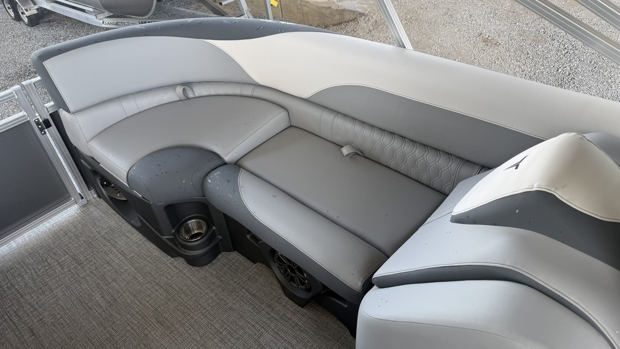 2026 Tahoe Pontoon Boats LTZ 23 QUAD LOUNGER-140HP - 11