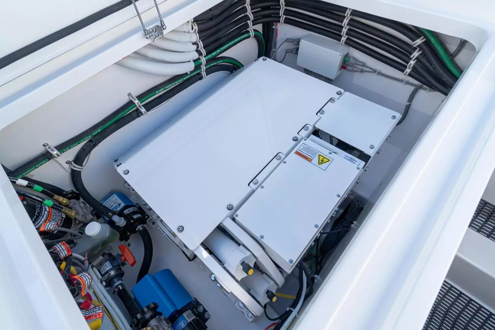 2027 Valhalla Boatworks V-46 Center Console - Image 11