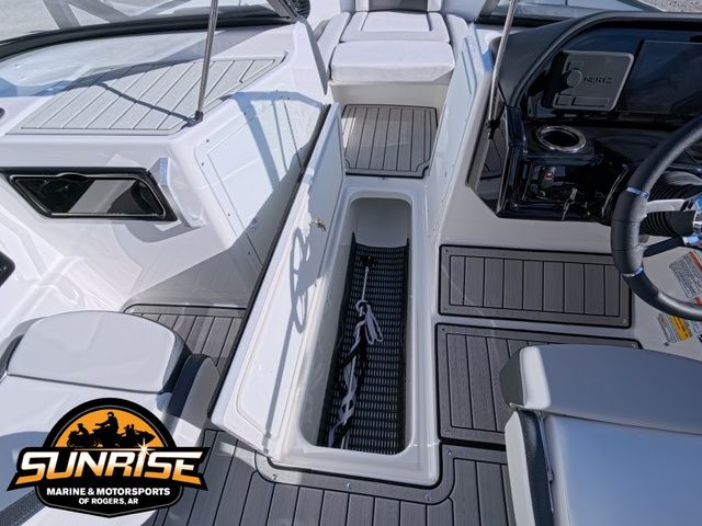 2026 Yamaha Boats 195S - 13