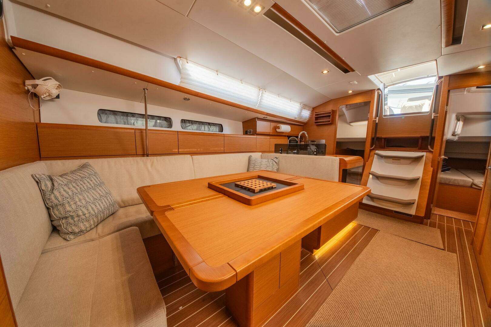 2016 Jeanneau 439 - Image 51