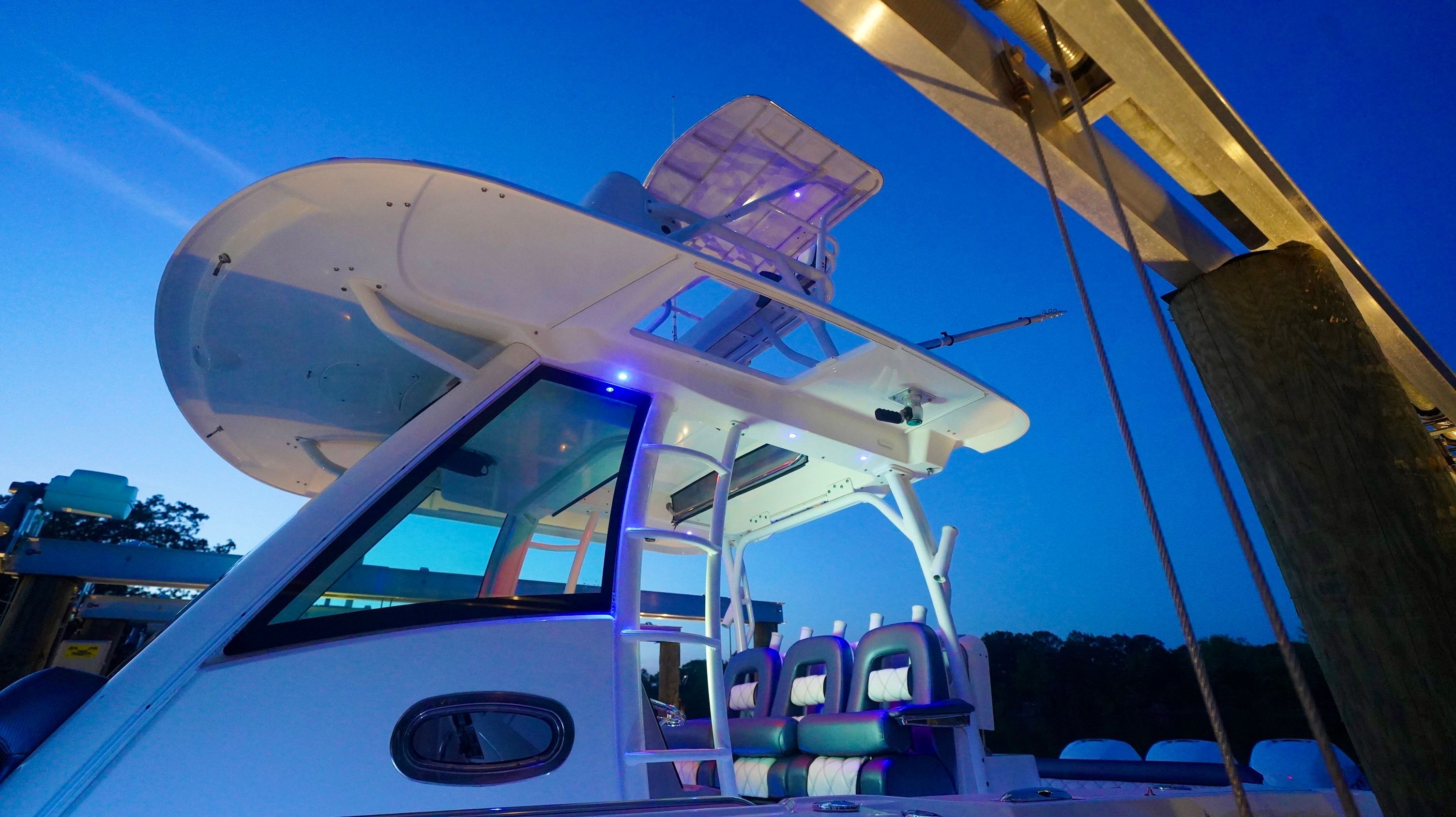 2013 Boston Whaler 350 Outrage - 205