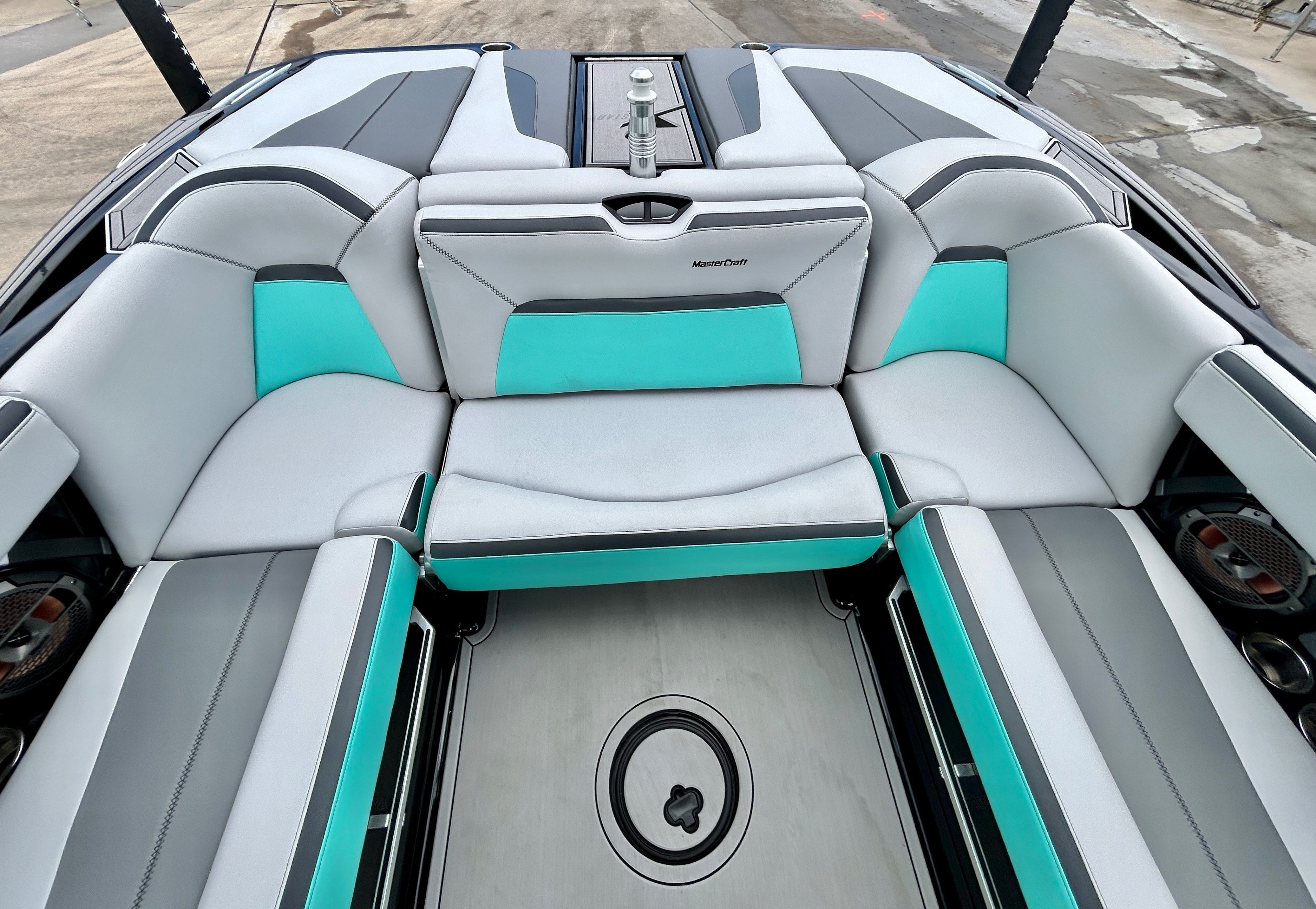 2019 MasterCraft XStar - 52