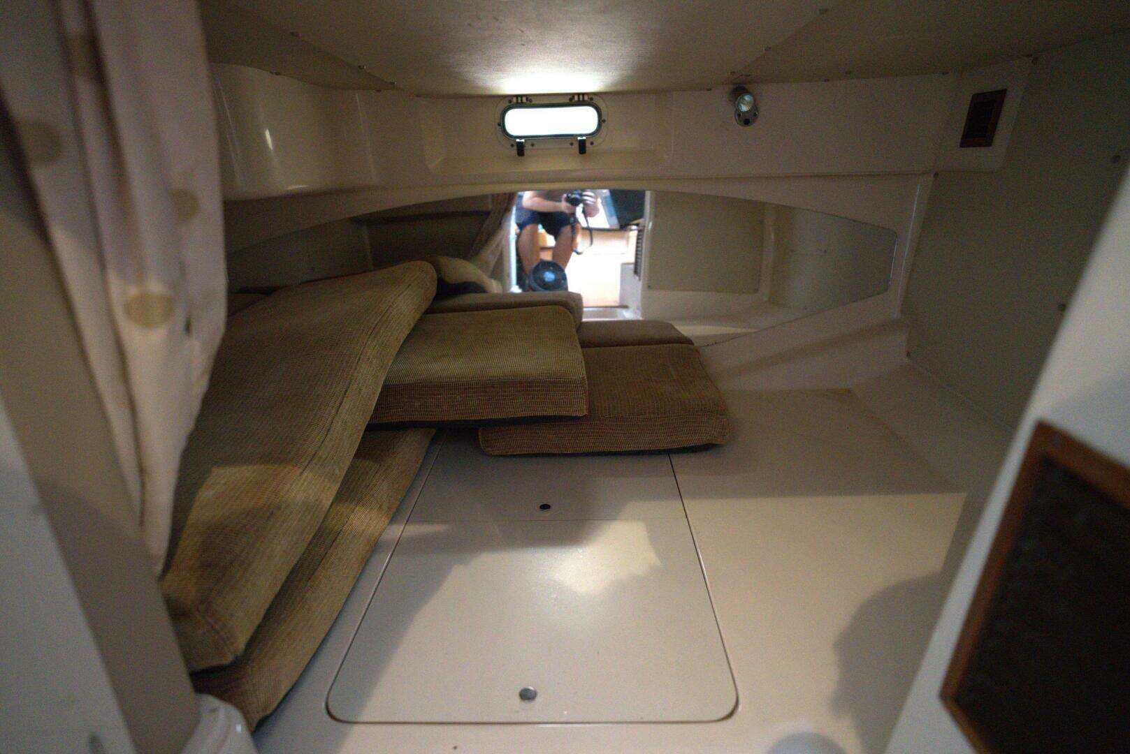 2007 Grady-White Express 330 - Image 23