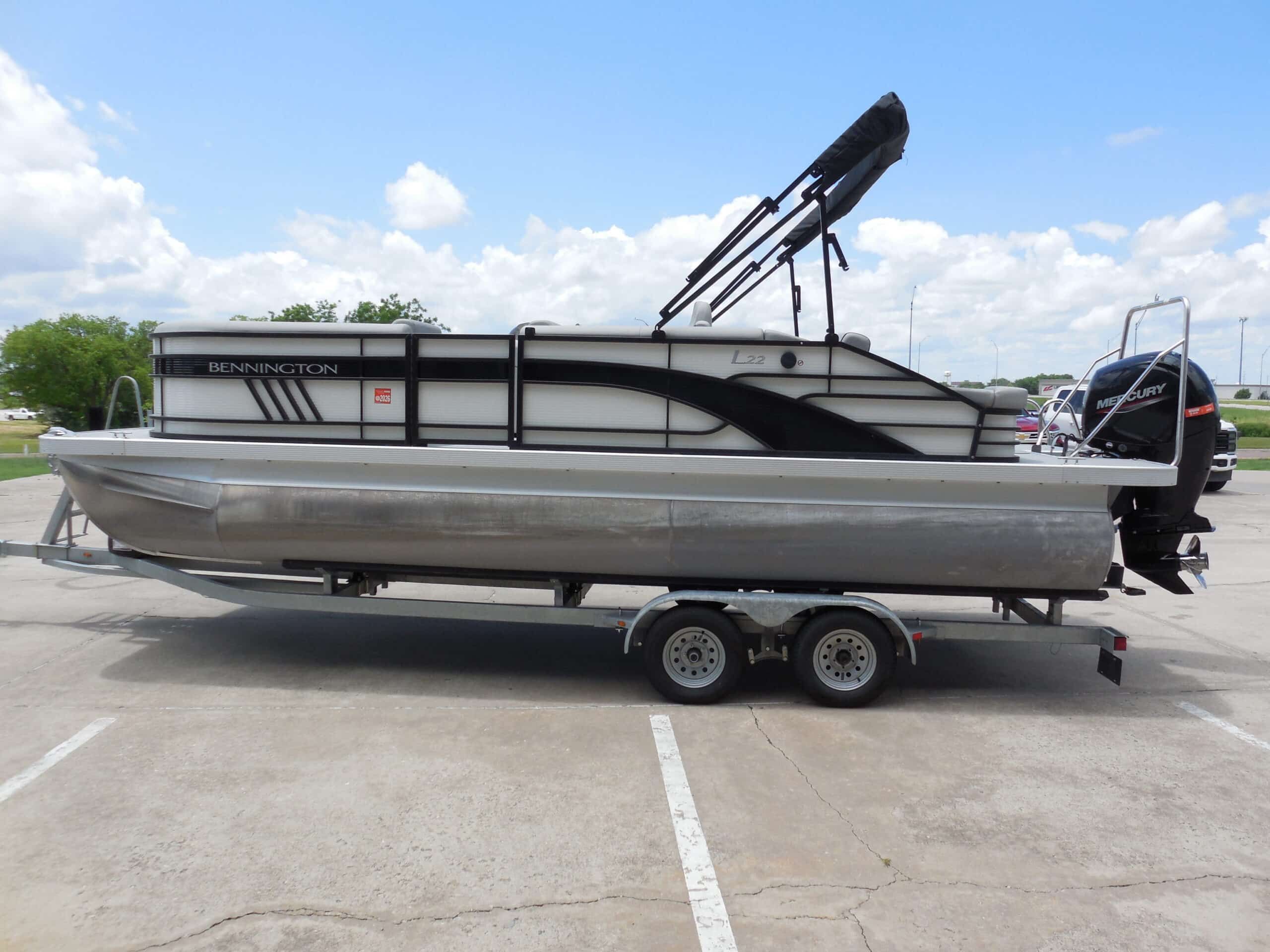 2023 Bennington 22LSB - 6