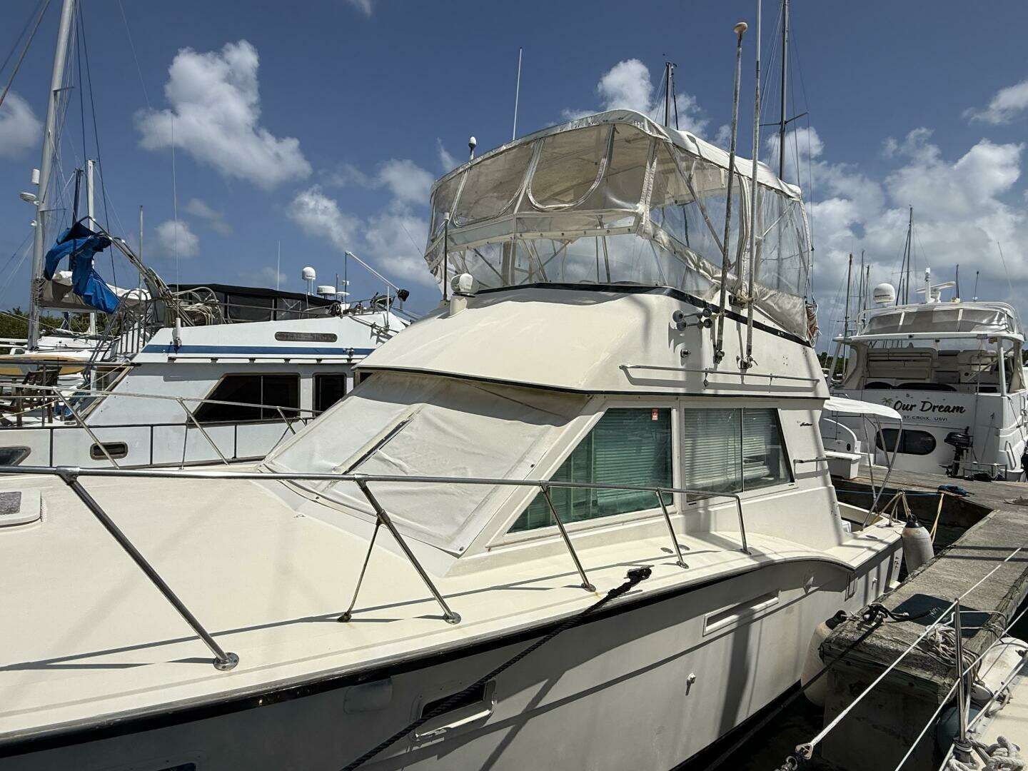 1979 Hatteras 37 Convertible - Image 4