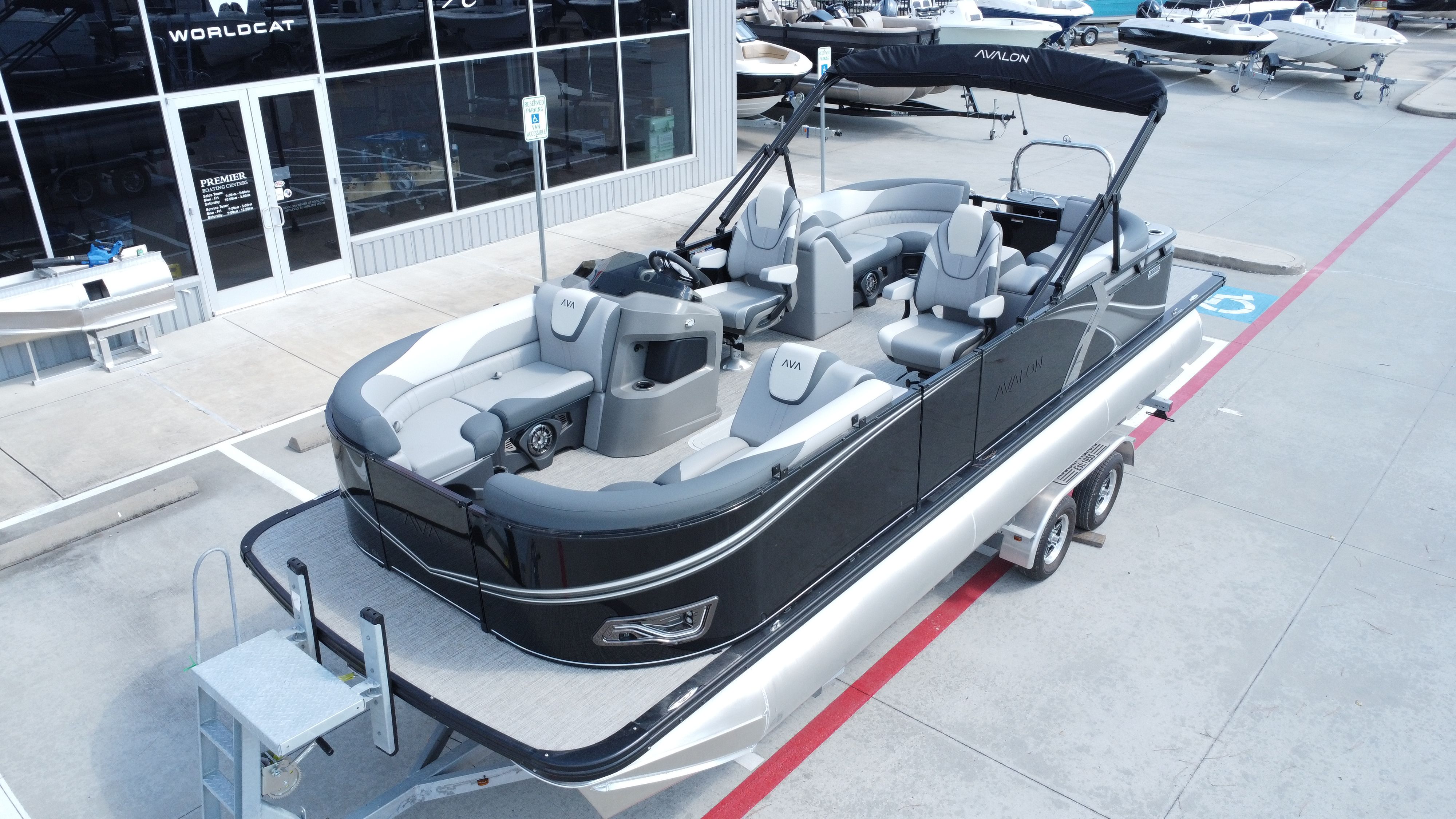 2025 Avalon LSZ Quad Lounge - 23' - 15
