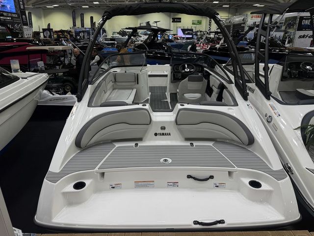 2026 Yamaha Boats AR190 - 3