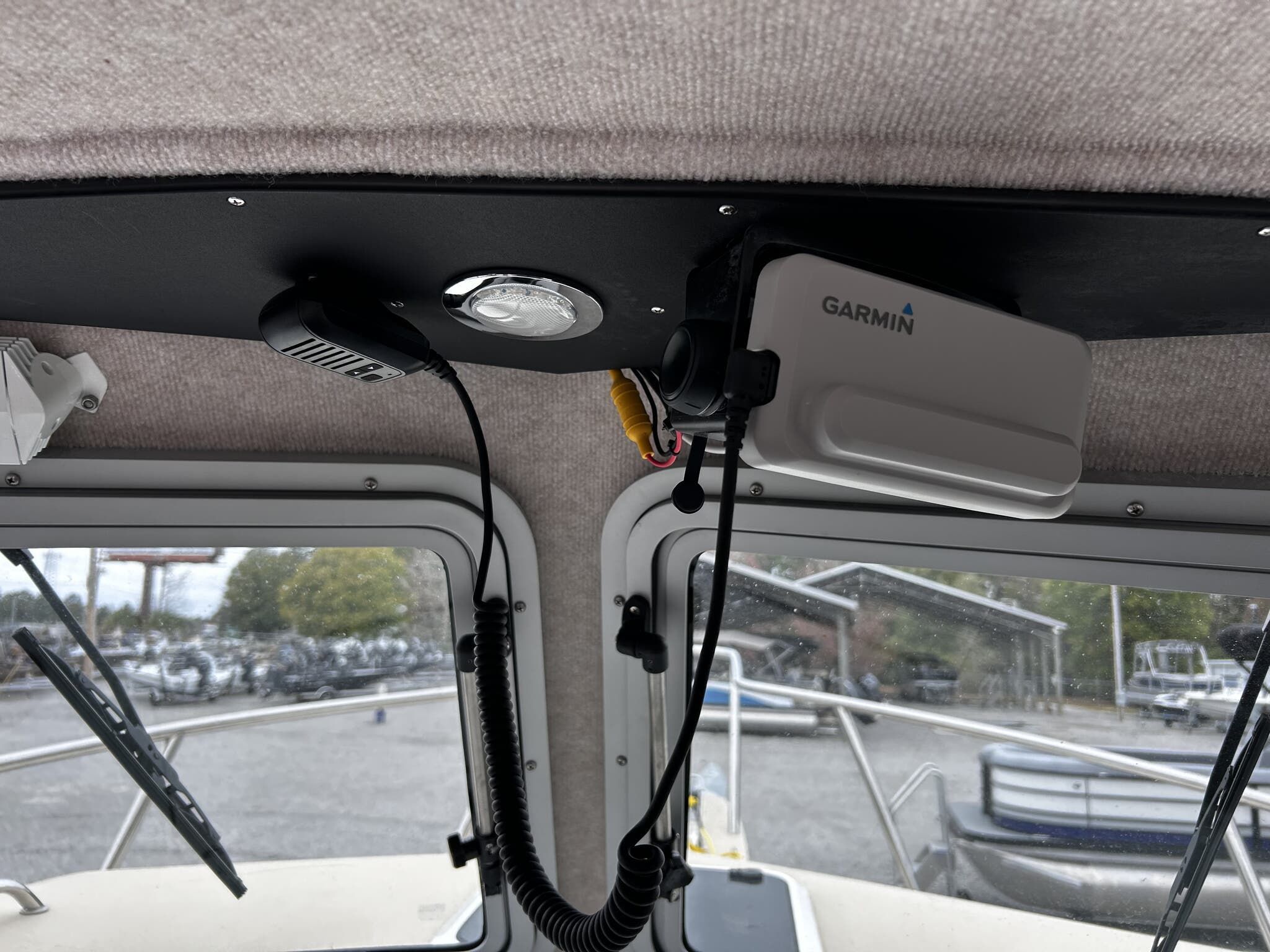 2026 Parker 287 Explorer - 32