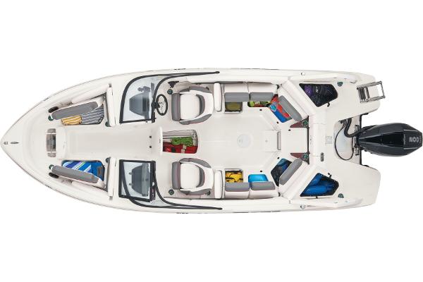 2025 Tahoe 210 S - 4